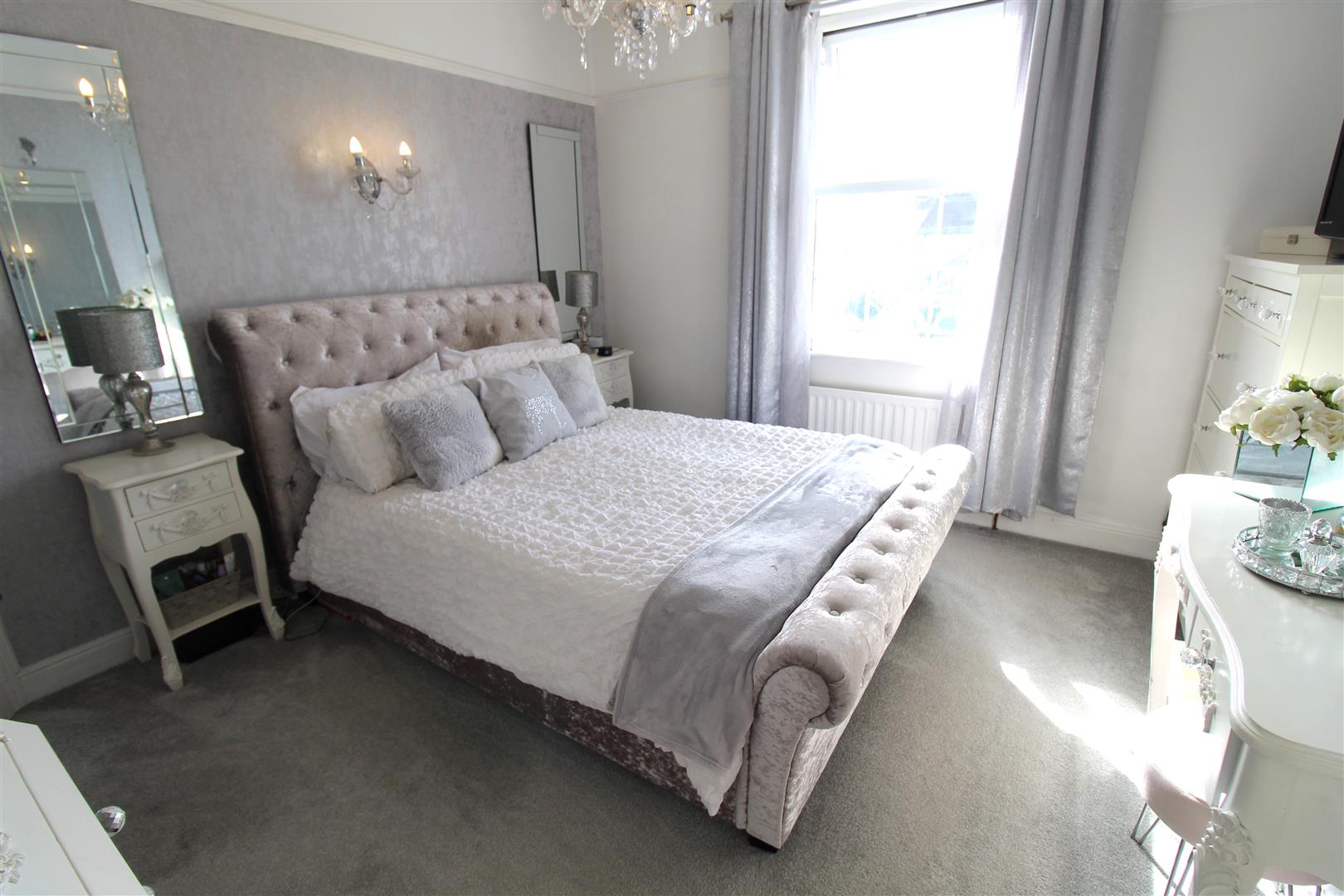 Longfield Road, Hartshill, Stoke-On-Trent